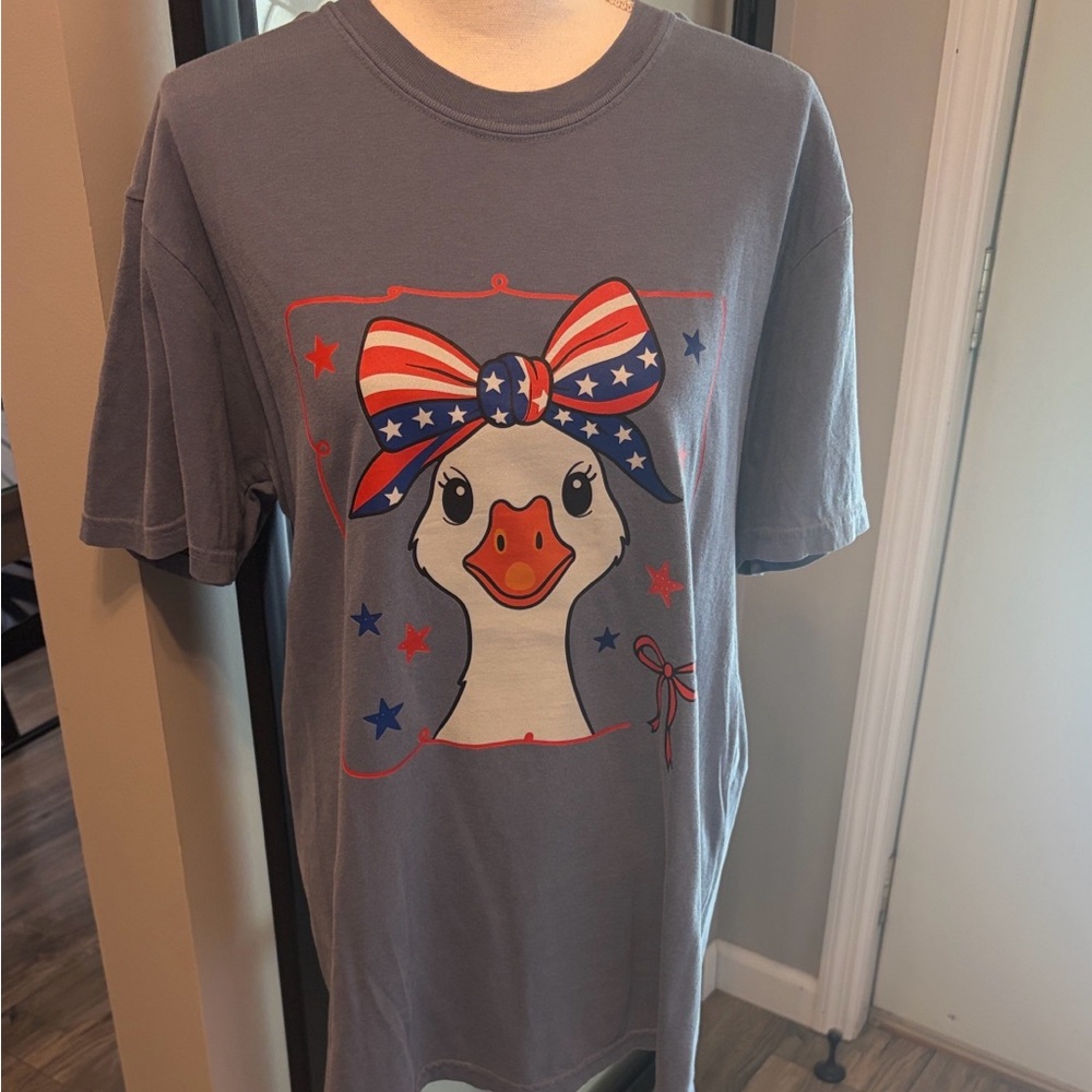 New With Tags…Boutique Comfort Colors Patriotic Cute Duck Tee…Size Large
